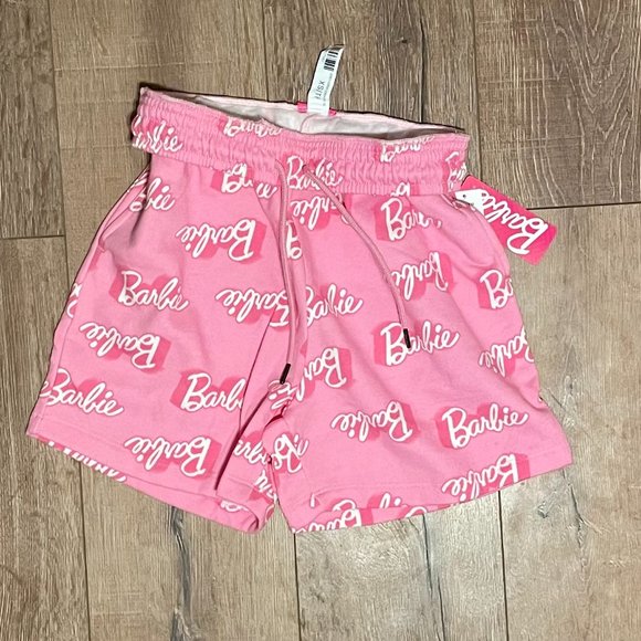 Barbie Graphic Bermuda Short - Picture 2 of 2
